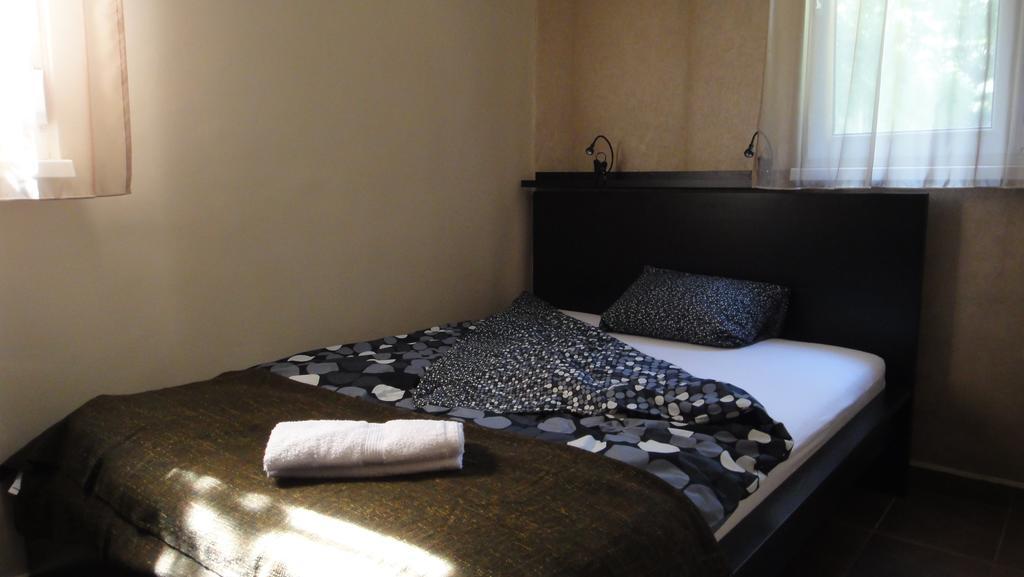 Mgtels Apartman - With Private Parking 부다페스트 외부 사진